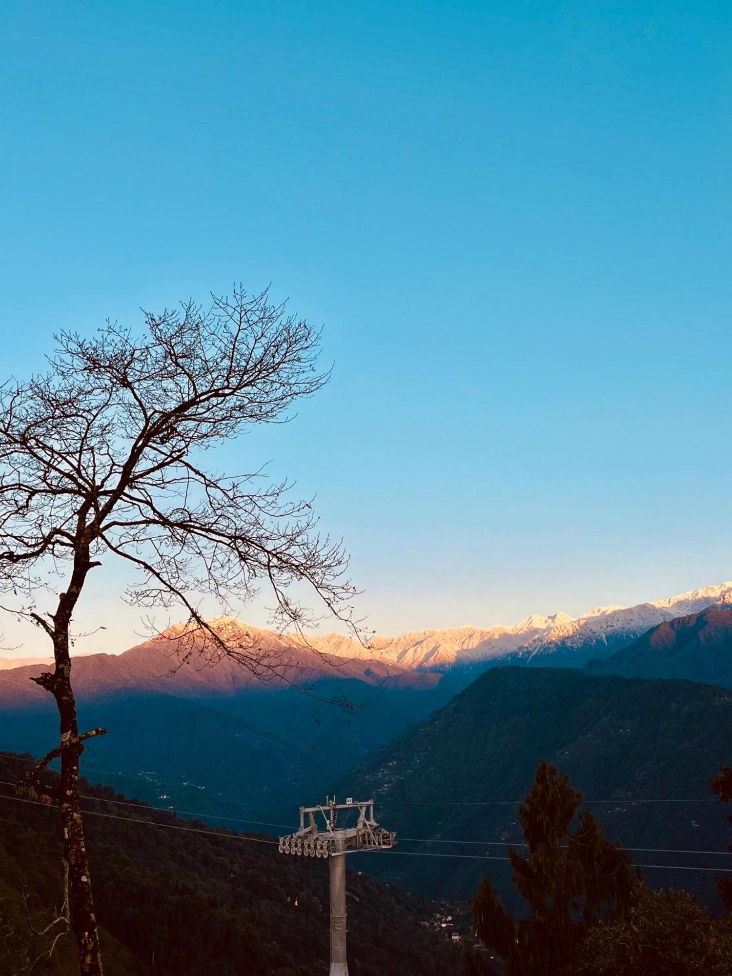 Albergue Wake In Himalayas Pelling Exterior foto
